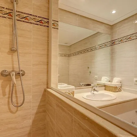 Stylish With Sea View Lejlighed